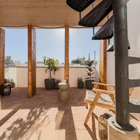 Oasis Suites Downtown Барселона Екстериор снимка