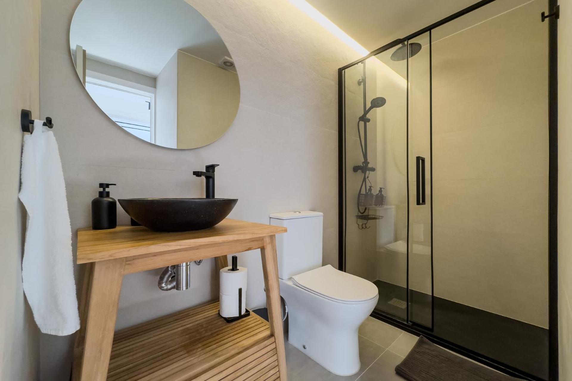 Oasis Suites Downtown Барселона Екстериор снимка