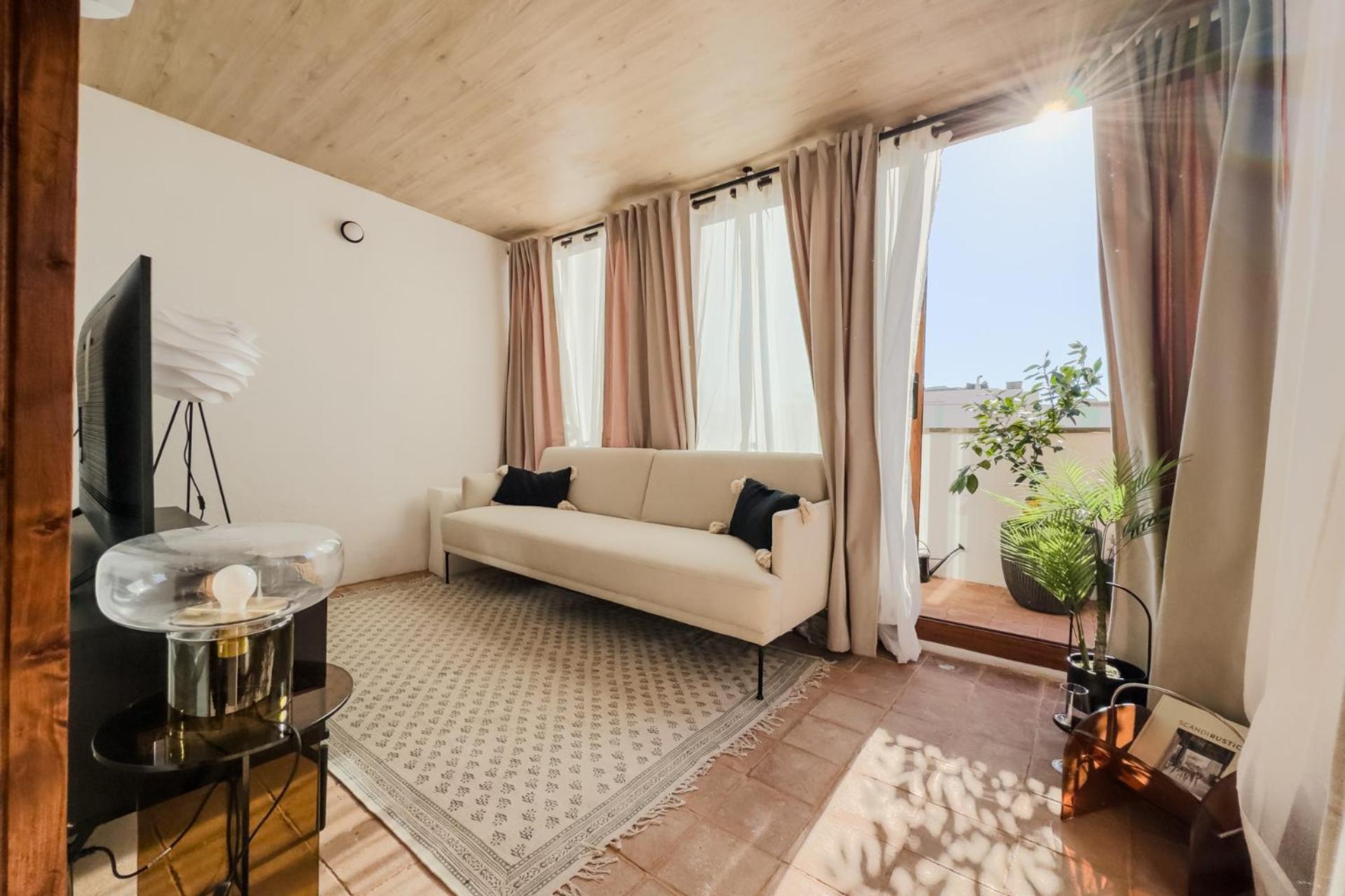 Oasis Suites Downtown Барселона Екстериор снимка